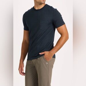 Vuori Linear Ink T-Shirt Striped Performance Pocket Stretch Size XXL-See Photos